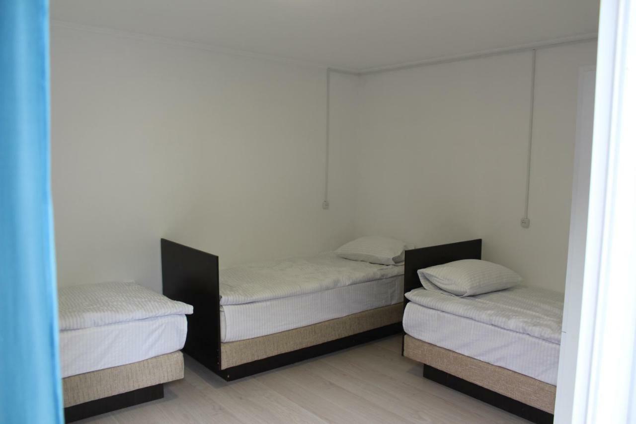 Park Hostel أوش المظهر الخارجي الصورة